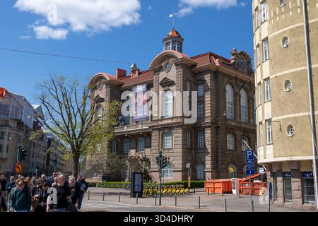 Helsinki, Finlande - 16 mai 2025 : Musée finlandais d'histoire naturelle (Luonnontieteellinen museo), monument de la ville. Banque D'Images