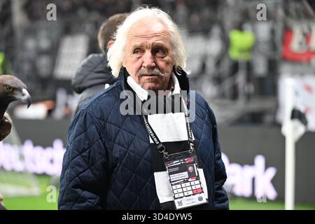 Francfort, Allemagne. 09 novembre 2025. Fussball 1. Bundesliga 10. Spieltag Eintracht Francfort - 1. FSV Mainz 05 AM 09.11.2025 im Deutsche Bank Park à Francfort la réglementation Dragoslav Stepanovic DFL interdit toute utilisation de photographies comme séquences d'images et/ou quasi-vidéo. Foto : Revierfoto crédit : ddp Media GmbH/Alamy Live News Banque D'Images