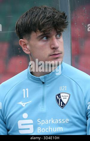 Oberhausen, Allemagne. 09 novembre 2025. Fussball Regionalliga Staffel Ouest 15. Spieltag Rot-Weiss Oberhausen - VfL Bochum II AM 09.11.2025 im Stadion Niederrhein in Oberhausen Benjamin Dreca ( Bochum ) Foto : Revierfoto crédit : ddp Media GmbH/Alamy Live News Banque D'Images