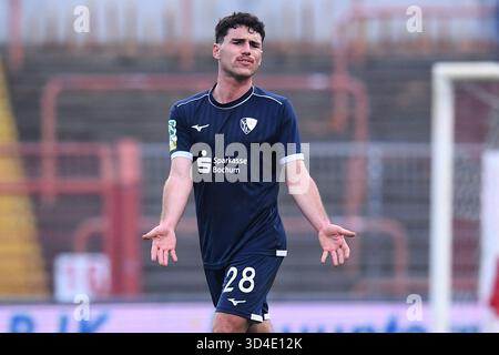 Oberhausen, Allemagne. 09 novembre 2025. Fussball Regionalliga Staffel Ouest 15. Spieltag Rot-Weiss Oberhausen - VfL Bochum II AM 09.11.2025 im Stadion Niederrhein in Oberhausen Luis Hartwig ( Bochum ) Foto : Revierfoto crédit : ddp Media GmbH/Alamy Live News Banque D'Images