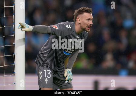 Vigo, Espagne. 10 novembre 2025. Ionut Radu du RC Celta lors du match de Liga 2025-2026, date 12 entre le RC Celta et le FC Barcelone a joué au stade Abanca Balaidos le 9 novembre 2025 à Vigo, Espagne. (Photo de Pedro Mina/PRESSIN) crédit : PRESSINPHOTO SPORT AGENCY/Alamy Live News Banque D'Images