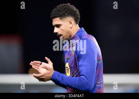 Vigo, Espagne. 10 novembre 2025. Ronald Araujo du FC Barcelone lors du match de la Liga 2025-2026, date 12 entre le RC Celta et le FC Barcelone a joué au stade Abanca Balaidos le 09 novembre 2025 à Vigo, Espagne. (Photo de Pedro Mina/PRESSIN) crédit : PRESSINPHOTO SPORT AGENCY/Alamy Live News Banque D'Images
