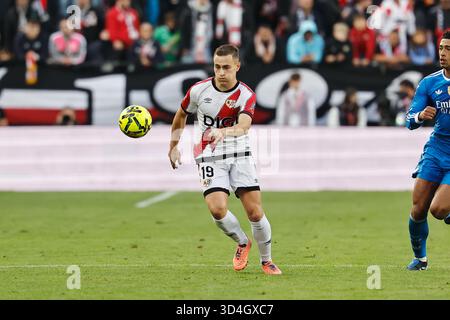 Madrid, Espagne. 9 novembre 2025. Jorge de Frutos (RayoVallecano) Football/Football : Espagnol 'LaLiga EA Sports' match entre Rayo Vallecano de Madrid - Real Madrid CF à l'Estadio de Vallecas à Madrid, Espagne . Crédit : Mutsu Kawamori/AFLO/Alamy Live News Banque D'Images