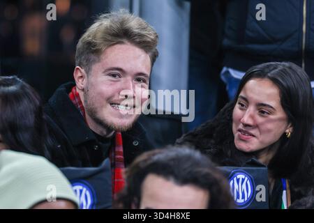Milan, Italie. 09 novembre 2025. Alfa Andrea de Filippi assiste à un match de football de Serie A 2025/26 entre le FC Internazionale et le SS Lazio au stade San Siro de Milan crédit : Agence photo indépendante/Alamy Live News Banque D'Images