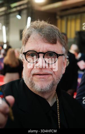 Guillermo del Toro accueille les fans au BFI London film Festival 2025 avant-première de « Frankenstein » Banque D'Images