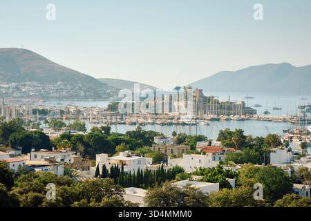 Vue du château de Bodrum depuis le théâtre antique, à Bodrum en Turquie Banque D'Images