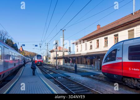 Gare de Spielfeld-Straß, trains de ÖBB Straß à Steiermark Süd-Steiermark Steiermark, Styrie Autriche Banque D'Images