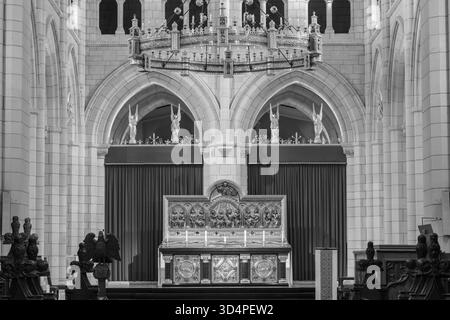 Buckfast.Devon.United Kingdom.August 22nd 2025.photo de l'autel à l'intérieur de l'abbaye de Buckfast dans le Devon Banque D'Images