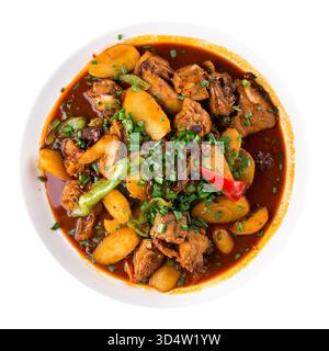 Ragoût de poulet dapandji isolé avec pommes de terre et poivrons Banque D'Images