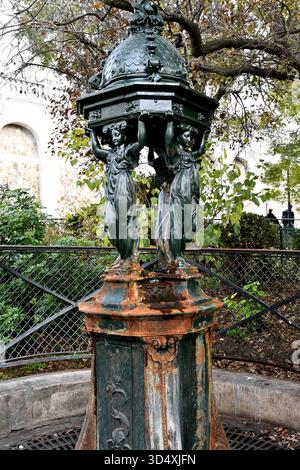 Fontaine Wallace à Montmartre - Paris - France Banque D'Images