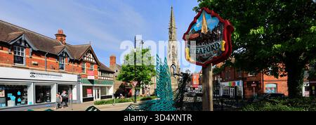 Le panneau de la ville et Handley Monument, Sleaford Town, Lincolnshire, Angleterre, Royaume-Uni Banque D'Images