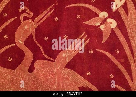 Gros plan sur les tissus de sarong de batik indonésien du début des années 1900. Tous faits à la main avec des canting et de la cire chaude dans la manière javanaise traditionnelle. Banque D'Images