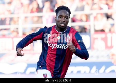 Bologne, Italie. 09 novembre 2025. Jonathan Rowe du Bologna FC lors de la série Serie A Enilive match entre le Bologna FC 1909 et le SSC Napoli au Stadio Renato Dall'Ara le 9 novembre 2025 à Bologne, Italie crédit : Giuseppe Maffia/Alamy Live News Banque D'Images