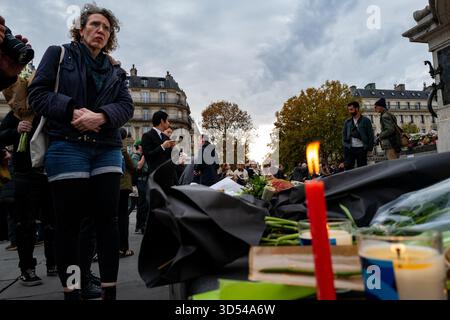 Paris, France. 13 novembre 2025. 13 novembre 2025 à Paris. Mémorial sur les lieux des attentats terroristes du 13 novembre 2015 - 13/11/2025 - France/Paris - Gilles Bader/le Pictorium crédit : LE PICTORIUM/Alamy Live News Banque D'Images