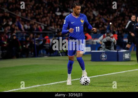Paris, France. 13 novembre 2025. Le Français Michael Olise lors du match qualificatif de la Coupe du monde de football 2026, France vs Ukraine au Parc des Princes Stadium, Paris, France le 13 novembre 2025. Photo de Henri Szwarc/ABACAPRESS.COM crédit : Abaca Press/Alamy Live News Banque D'Images