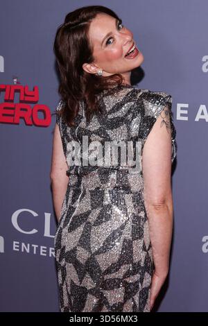 Hollywood, États-Unis. 14 novembre 2025. HOLLYWOOD, LOS ANGELES, CALIFORNIE, États-Unis - 13 NOVEMBRE : Rachel Bloom, actrice, comédienne, chanteuse, scénariste et productrice américaine, arrive aux Clio Entertainment Awards 2025 qui se tiennent au Dolby Theatre le 13 novembre 2025 à Hollywood, Los Angeles, Californie, États-Unis. (Photo de Kay Qiao/image Press Agency) crédit : image Press Agency/Alamy Live News Banque D'Images