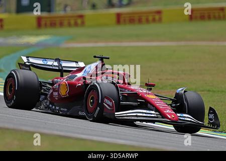 7 novembre 2925 ; Sao Paulo, Brésil Charles Leclerc (mon) Scuderia Ferrari SF-25 lors des essais libres du Grand Prix F1 du Brésil à Autodromo Jose Carlos Pace Banque D'Images