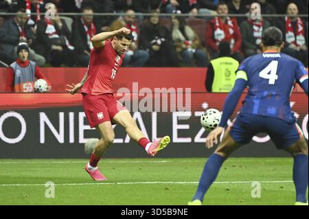 Varsovie, Pologne. 14 novembre 2025. Pawel Wszolek (POL) lors du match de qualification pour la Coupe du monde de la FIFA 2026 opposant la Pologne aux pays-Bas au stade national de Varsovie, Pologne, le 14 novembre 2025 crédit : Agence photo indépendante/Alamy Live News Banque D'Images