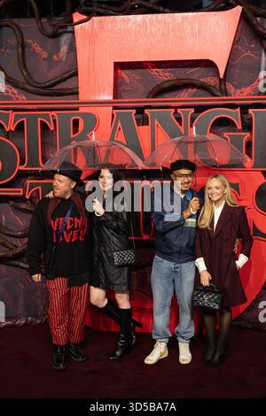 Londres, Royaume-Uni. 13 novembre 2025. Keith Lemon, Jill carter, Jade Jones et Emma Bunton assistent à une projection spéciale de Stranger Things S5 à Odeon luxe Leicester Square. Cristina Massei/Alamy Live News Banque D'Images