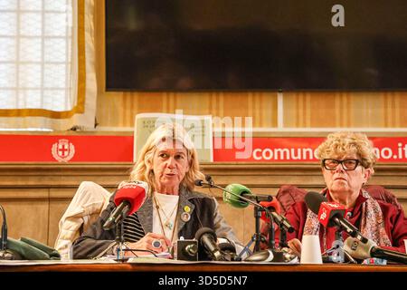 Milan, Italie. 15 novembre 2025. MILANO 15 novembre conferenza stampa per la liberazione di Alberto subito per Alberto Trentini con l'avvocata Alessandra Ballerini crédit : LaPresse/Alamy Live News Banque D'Images