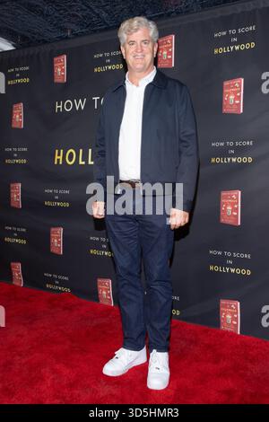 Beverly Hills, Californie, États-Unis. 15 novembre 2025. Jim Whitaker assiste à la célébration du lancement du livre avec Kevin Goetz et Bob Levin, auteurs de "How to score in Hollywood : secrets to Success in the Movie Business" à Beverly Hills le 15 novembre 2025. Crédit : Vladimir Yazev/Alamy Live News Banque D'Images