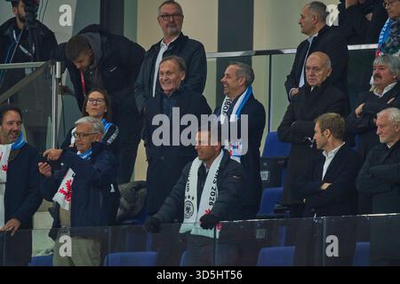 Luxembourg, Luxembourg. 14 novembre 2025. Bernd Neuendorf, président de la DFB Fédération allemande de football, Rudi Voeller, Voeller (DFB Sportdirektor), Ehefrau Sabrina Hans-Joachim Watzke, directeur général de la BVB, membre de la DFB-Praesidium, vice-président de la DFB, lors du match de qualification de la Coupe du monde FIFA 2026 LUXEMBOURG - ALLEMAGNE 0-2 en saison 2025/2026 le 14 novembre 2025 au Luxembourg. Photographe : ddp images/STAR-images crédit : ddp Media GmbH/Alamy Live News Banque D'Images