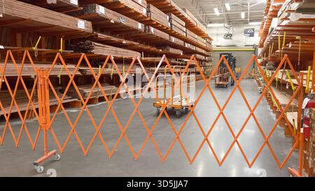 Section bois d'œuvre fermée au magasin d'amélioration de l'habitat Banque D'Images