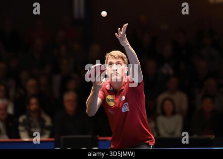 TTBL 8. Spieltag Borussia Duesseldorf - TTC Schwalbe Bergneustadt am 16.11.2025 im Arag CenterCourt in Duesseldorf Anton Kaellberg ( Duesseldorf ) Foto : Revierfoto crédit : ddp Media GmbH/Alamy Live News Banque D'Images