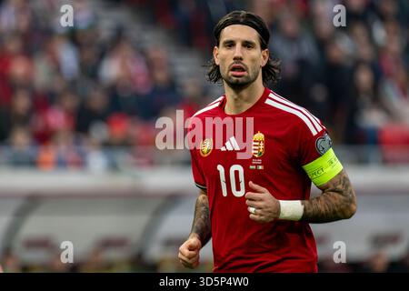 Budapest, Hongrie. 17 novembre 2025. Dominik Szoboszlai, de Hongrie, lors du match de la Coupe du monde de la FIFA 2026 du Groupe F de qualification entre la Hongrie et la République d'Irlande au Puskás Aréna à Budapest, Hongrie, le 16 novembre 2025 (photo Andrew Surma/Sipa USA). Crédit : Sipa USA/Alamy Live News Banque D'Images