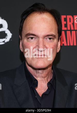 LOS ANGELES, CALIFORNIE, États-Unis - 12 NOVEMBRE : le réalisateur, acteur et auteur américain Quentin Tarantino arrive à la première de « The Perfect Gamble » de Saban films à Los Angeles au Harmony Gold Theater le 12 novembre 2025 à Los Angeles, Californie, États-Unis. (Photo de Kay Qiao/image Press Agency) Banque D'Images
