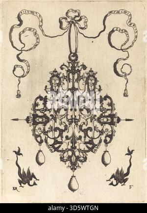 Un grand pendentif de 1596 par Daniel Mignot mettant en vedette deux créatures fantastiques avec de longues queues en bas, mettant en évidence des métallurgies détaillées et un design ornemental Renaissance. Banque D'Images