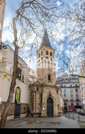 Vue extérieure de l'église notre-Dame de Grâce de Passy, un édifice religieux catholique situé dans le 16ème arrondissement de Paris, France Banque D'Images