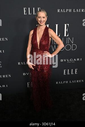 Los Angeles, États-Unis. 17 novembre 2025. Katherine LaNasa arrive à elle Women in Hollywood 2025 qui s'est tenu au four Seasons Hotel Los Angeles à Beverly Hills le 17 novembre 2025 à Los Angeles, CA. © Starbuck/AFF-USA.COM crédit : AFF/Alamy Live News Banque D'Images