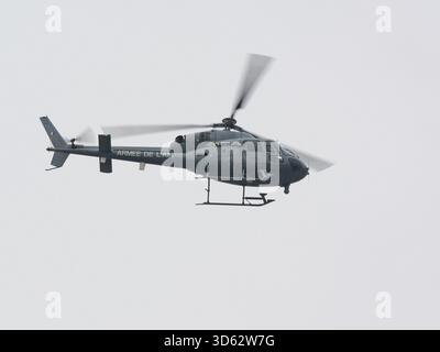 Illustration - hélicoptère de l'armée de l'air française vu le 11 novembre 2025 à Paris, France. Photo Mario Fourmy/ABACAPRESS.COM Banque D'Images