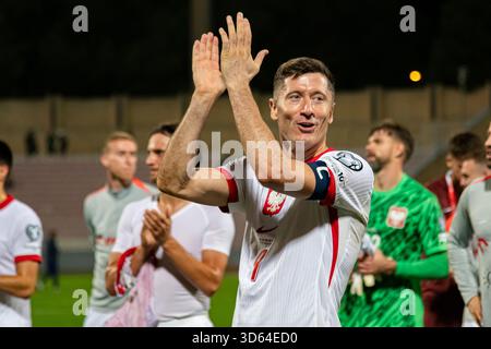 Attard, Malte. 17 novembre 2025. Robert Lewandowski, Polonais, après le match du Groupe G de qualification de la Coupe du monde de la FIFA 2026 entre Malte et la Pologne au stade national Ta' Qali à Attard, Malte, le 17 novembre 2025 (photo Andrew SURMA/Sipa USA). Crédit : Sipa USA/Alamy Live News Banque D'Images