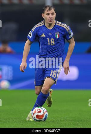 Milan, Italie. 16 novembre 2025. Nicolo Barella, de l'Italie, lors du match de qualification européenne de la Coupe du monde de la FIFA contre la Norvège à Giuseppe Meazza, Milan. Le crédit photo devrait se lire : Jonathan Moscrop/Sportimage crédit : Sportimage Ltd/Alamy Live News Banque D'Images