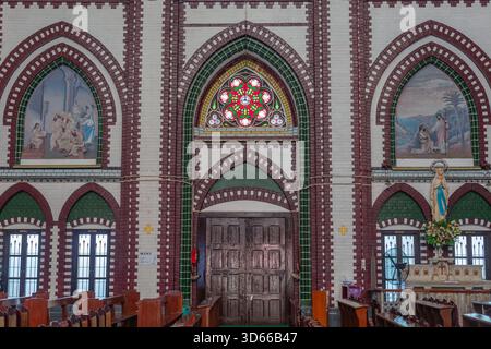 Cathédrale de Marie (Cathédrale de l'Immaculée conception), Yangon, Myanmar. Détails intérieurs. Banque D'Images