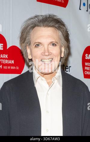 Charles Busch assiste à une lecture de ''All About Eve'' au profit du Centre de West Park et de la préservation de l'église presbytérienne de West Park à New York, New York, États-Unis, le 17 novembre 2025. (Photo de M10s/TheNews2/NurPhoto) Banque D'Images