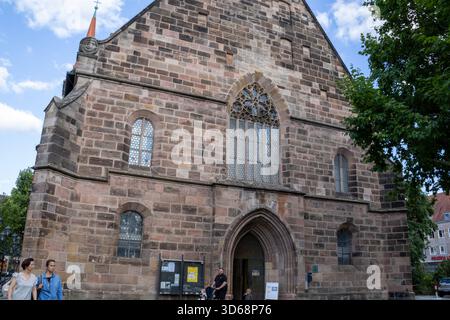 - Eglise Jakob à Nuremberg, Bavière, Allemagne, avec une architecture gothique époustouflante, des détails complexes et un charme historique dans un européen dynamique Banque D'Images