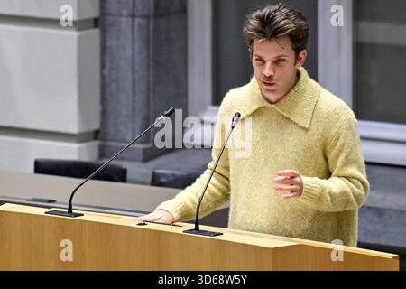 Bruxelles, Belgique. 19 novembre 2025. Bram Jaques de Groen photographié lors d'une session plénière du Parlement flamand à Bruxelles, mercredi 19 novembre 2025. BELGA PHOTO DIRK WAEM crédit : Belga News Agency/Alamy Live News Banque D'Images