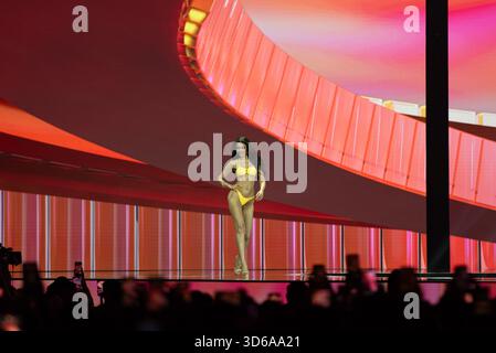 Praveenar Singh, de Miss Univers, Thaïlande. , . Au salon IMPACT Exhibition and Convention Center, le 19 novembre 2025 à Bangkok, Thaïlande. (Photo de Teera Noisakran/Sipa USA) crédit : Sipa USA/Alamy Live News Banque D'Images