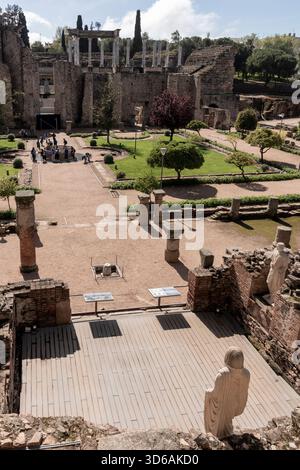 Ruines de théâtre romain présentant l'architecture historique et la préservation archéologique à mérida Banque D'Images