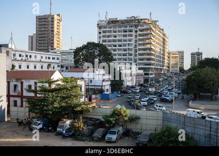 Vue de la place de l'indépendance dans le quartier du plateau de Dakar, Sénégal, le 6 novembre 2025. - 06/11/2025 - Sénégal / Dakar / Ile de Goree - Nicolas Remene / le Pictorium Banque D'Images