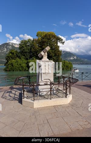 Sculpture altitudes au bord du lac d'Annecy, Annecy, haute-Savoie, Auvergne-Rhône-Alpes, France Banque D'Images