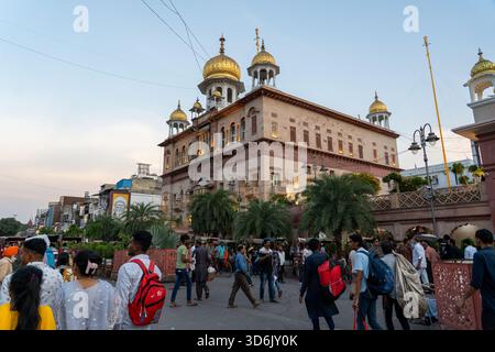 Temple sikh Gurudwara Sisganj Sahib dans le vieux Delhi Banque D'Images