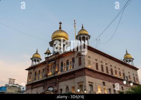Temple sikh Gurudwara Sisganj Sahib dans le vieux Delhi Banque D'Images
