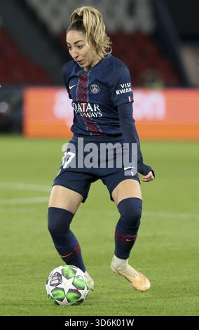 Olga Carmona du PSG lors du match MD4 de la phase de Ligue des Champions de l'UEFA Women's entre le Paris Saint-Germain (PSG) et le FC Bayern Munich le 20 novembre 2025 au stade du Parc des Princes à Paris, France Banque D'Images