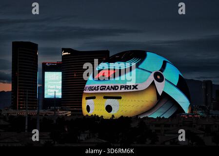 Las Vegas, États-Unis. 21 novembre 2025. Atmosphère du circuit - Las Vegas Sphere. 21.11.2025. Championnat du monde de formule 1, Rd 22, Grand Prix de Las Vegas, Las Vegas, Nevada, États-Unis, jour de qualification. Crédit : James Moy/Alamy Live News Banque D'Images