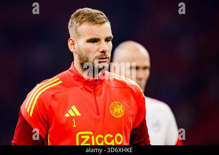 Amsterdam - le gardien Vitezslav Jaros de l'AFC Ajax Amsterdam lors de la treizième manche de compétition de la saison Eredivisie 2025/2026. Le match se déroule entre l'AFC Ajax Amsterdam et l'Excelsior Rotterdam au Johan Cruijff Arena le 22 novembre 2025 à Amsterdam, aux pays-Bas. (VK Sportphoto/Raymond Smit) Banque D'Images