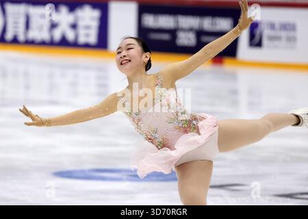 Helsinki, Finlande. 22 novembre 2025. Matsuike Rino du Japon participe au tournoi libre féminin du Grand Prix de patinage artistique de l'ISU Finlandia Trophy 2025 à Helsinki, Finlande, le 22 novembre 2025. Crédit : Matti Matikainen/Xinhua/Alamy Live News Banque D'Images
